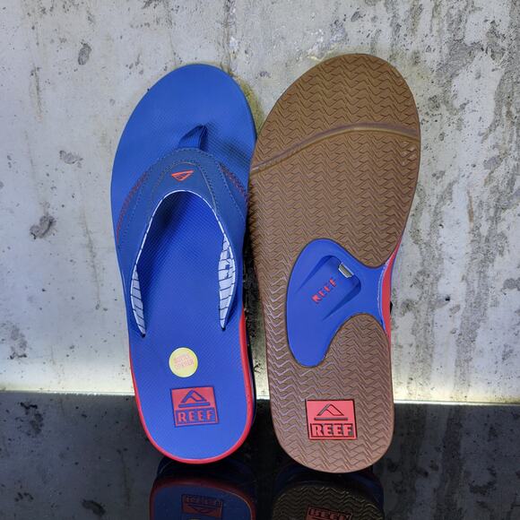 Chicago Cubs REEF Fanning Sandals Men’s Size 13 Red Blue Bottle Opener NEW main image 4